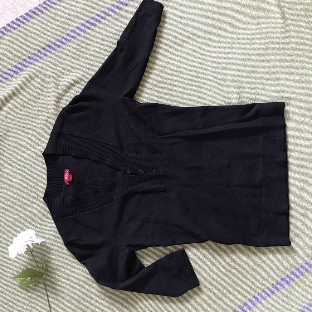 Merona S black 3/4 sleves woven top